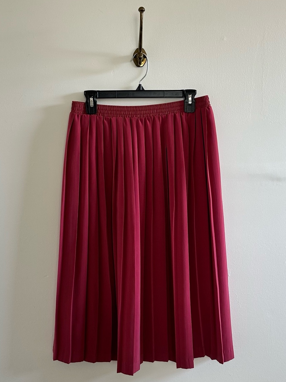 Vintage pleated mauve midi skirt- L
